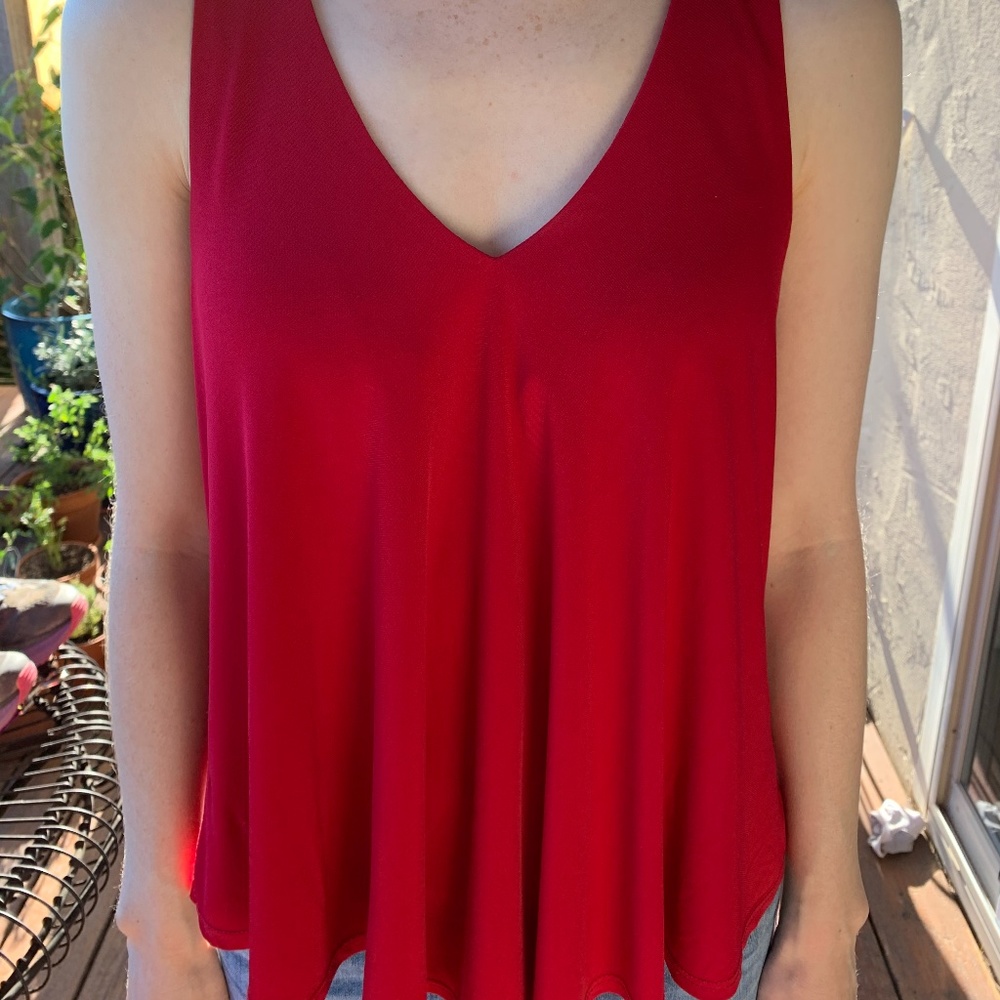 BARNEYS NEW YORK RED TOP